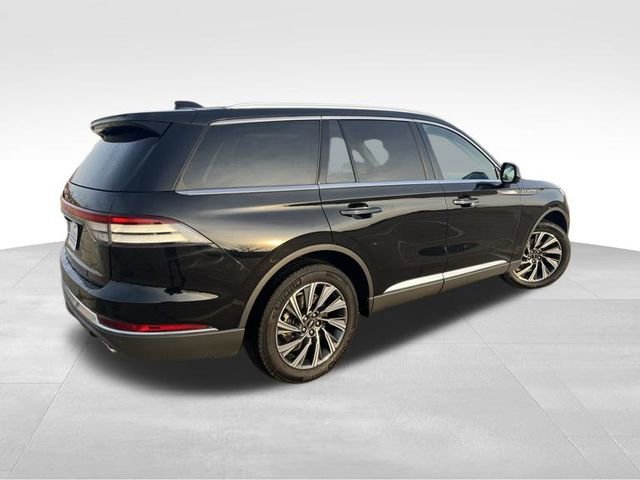 Used 2025 Lincoln Aviator AWD image 6