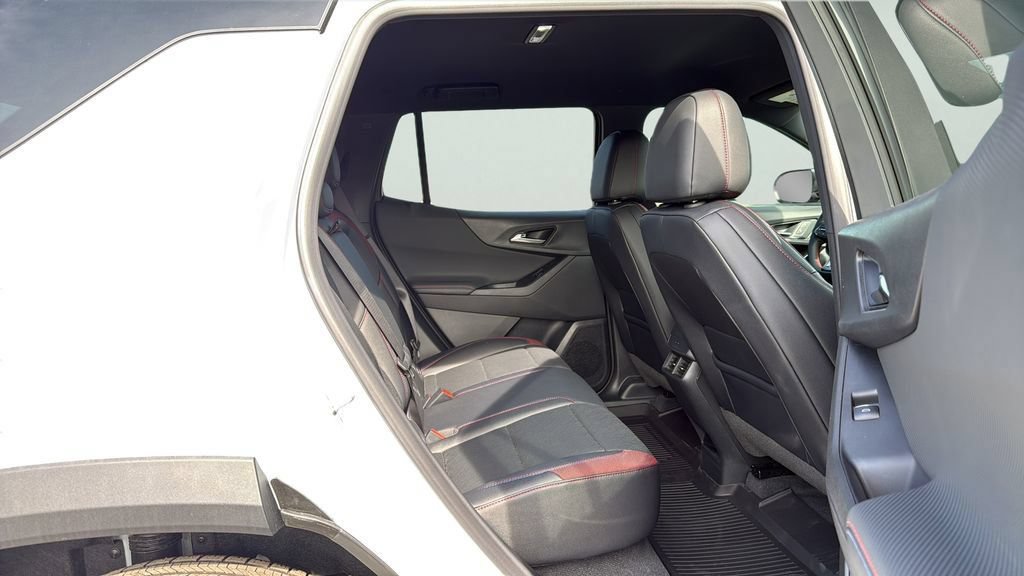 New 2026 Chevrolet Equinox RS w/ LPO, Floor Liner Package FWD image 12