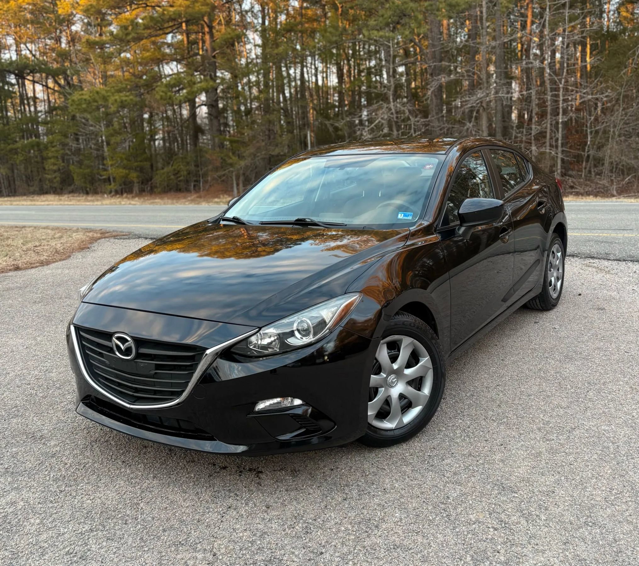 Used 2014 MAZDA MAZDA3 i Sport image 2