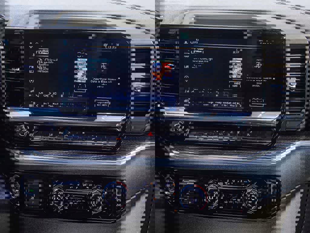 Used 2024 Chevrolet Silverado 2500 LT w/ All Star Edition image 13