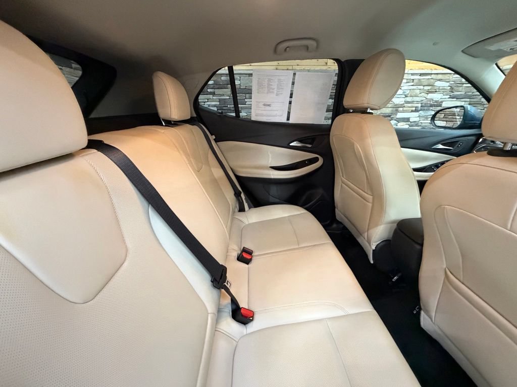 Used 2024 Buick Encore GX Sport Touring w/ Advanced Technology Package AWD/4WD image 39
