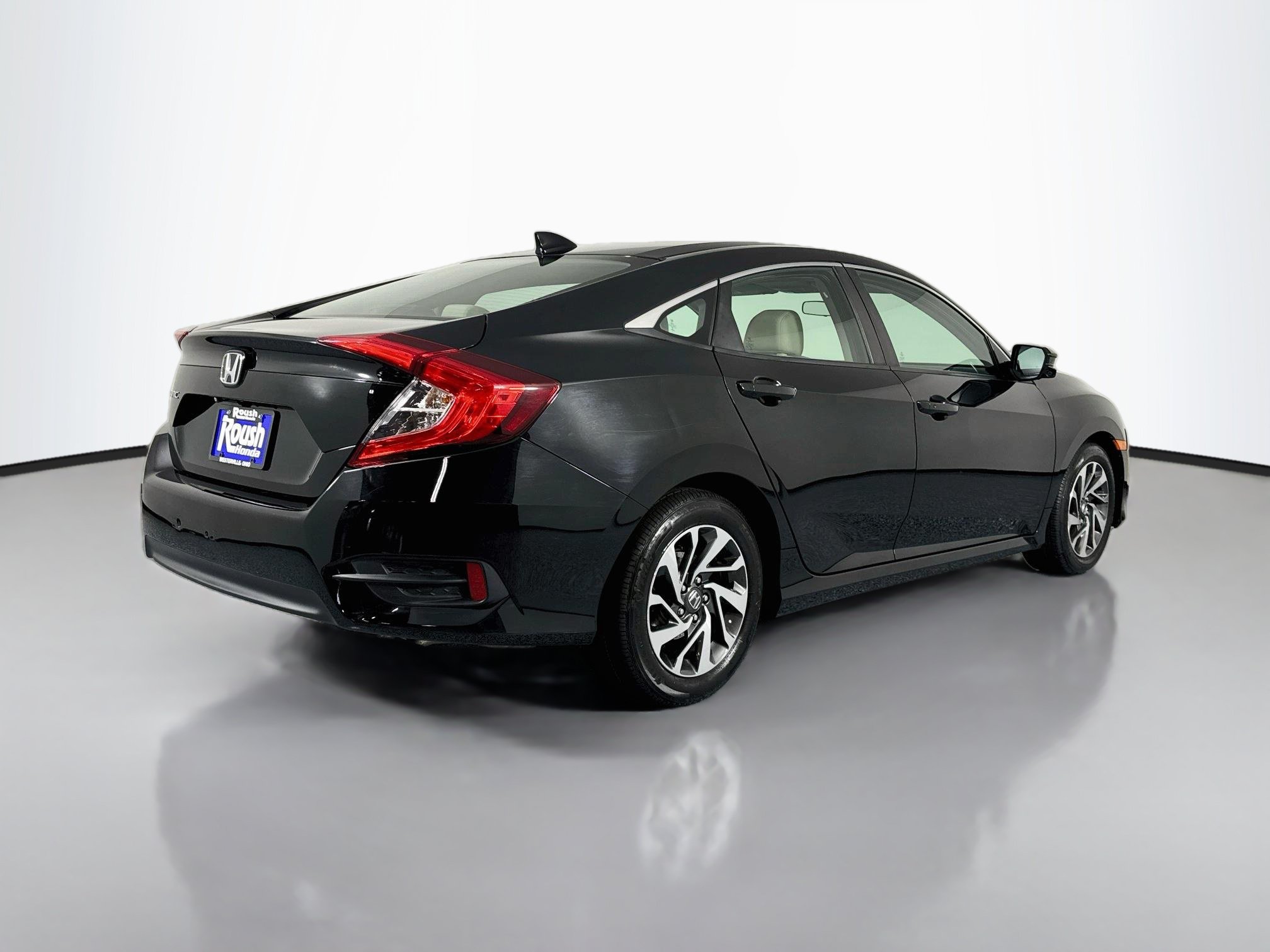 Certified 2017 Honda Civic EX image 5