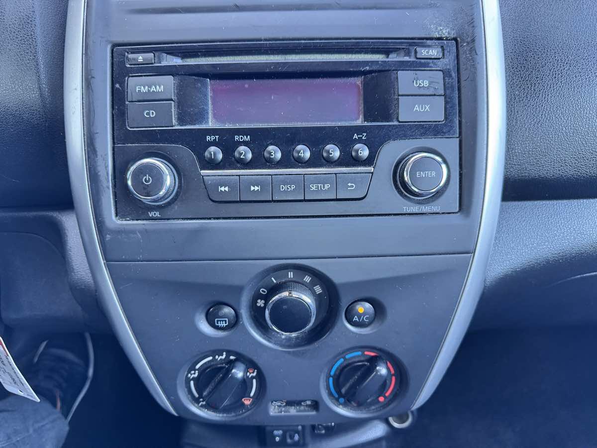 Used 2018 Nissan Versa SV FWD image 42