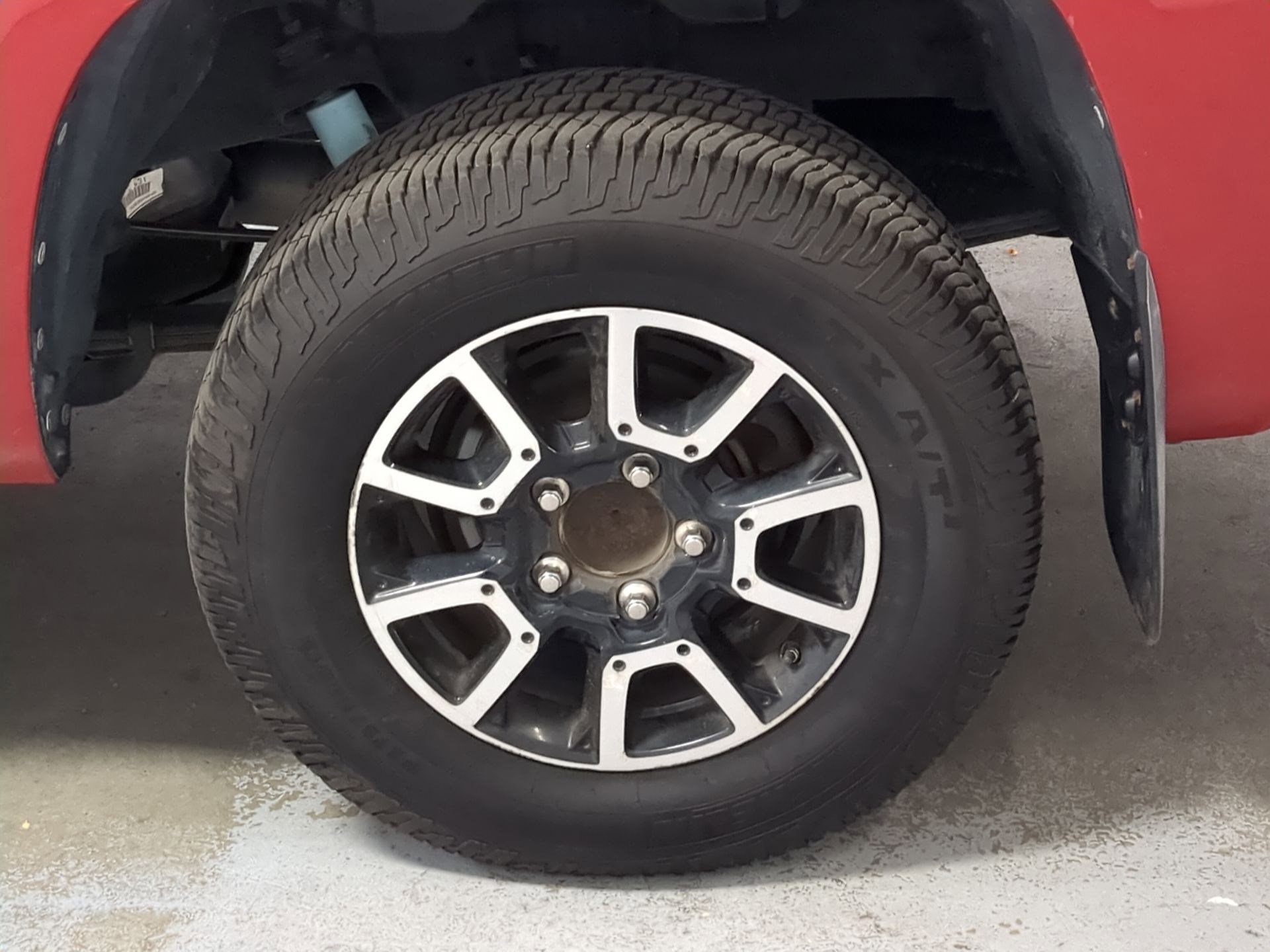 Used 2017 Toyota Tundra SR5 w/ TRD Off Road Package image 22