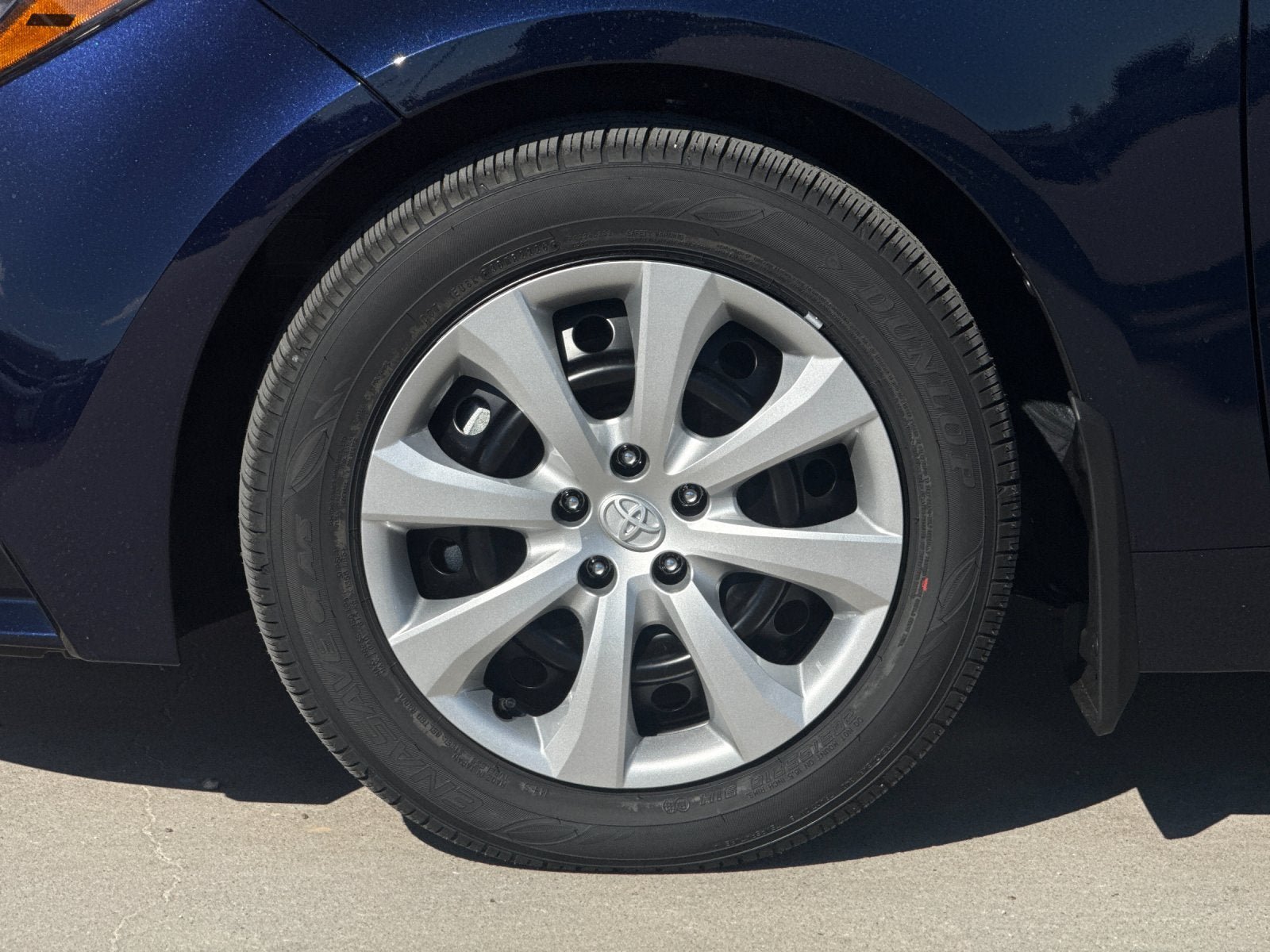New 2027 Toyota Corolla LE FWD image 29