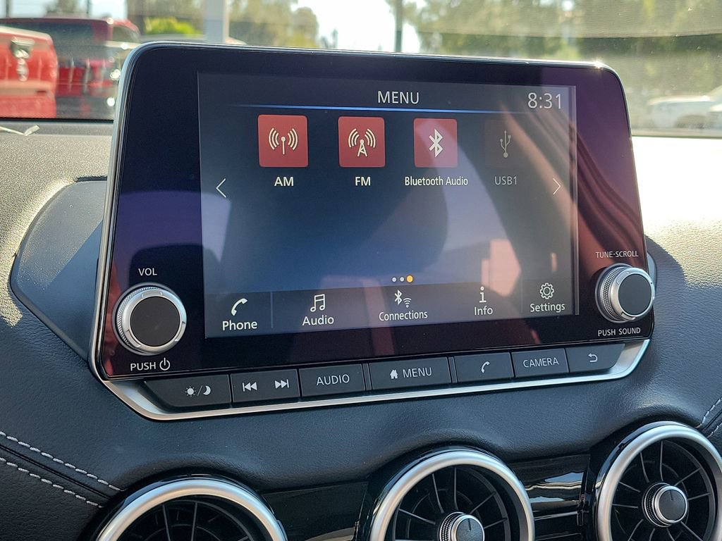 Used 2025 Nissan Sentra SV w/ Trunk Package image 9