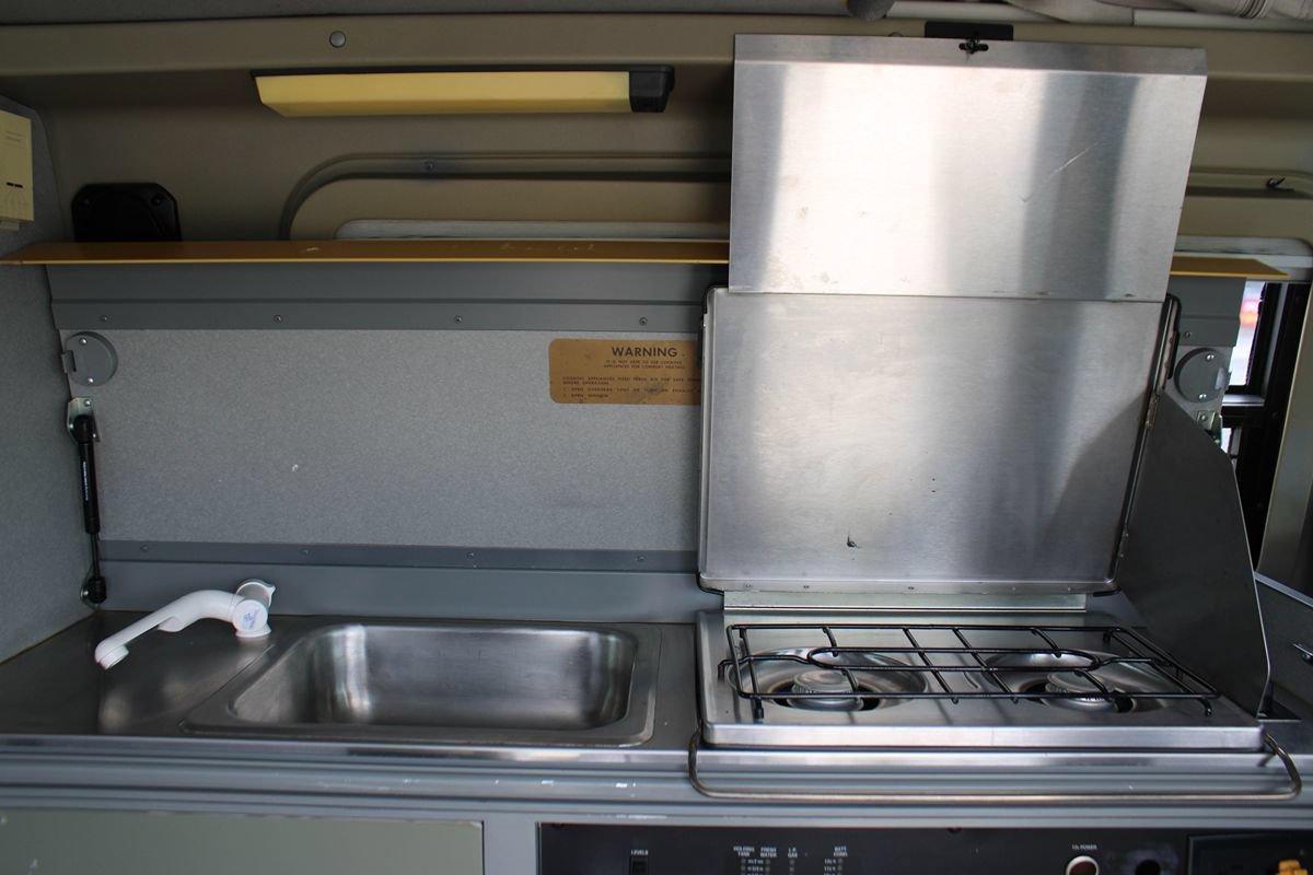 Used 1997 Volkswagen Eurovan Camper FWD image 23