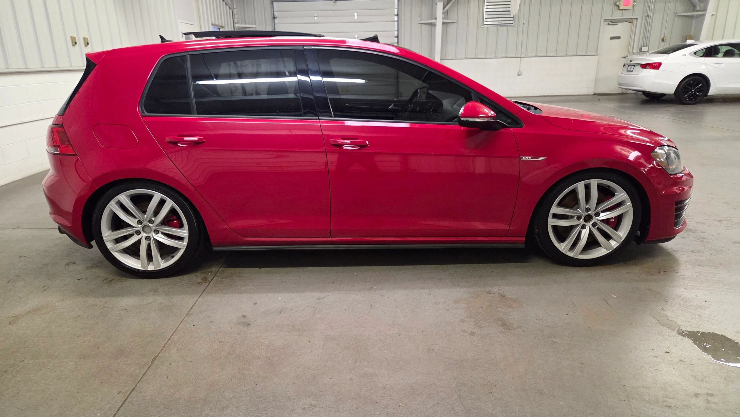 Used 2016 Volkswagen GTI Autobahn w/ Lighting Package (SEL) FWD image 9