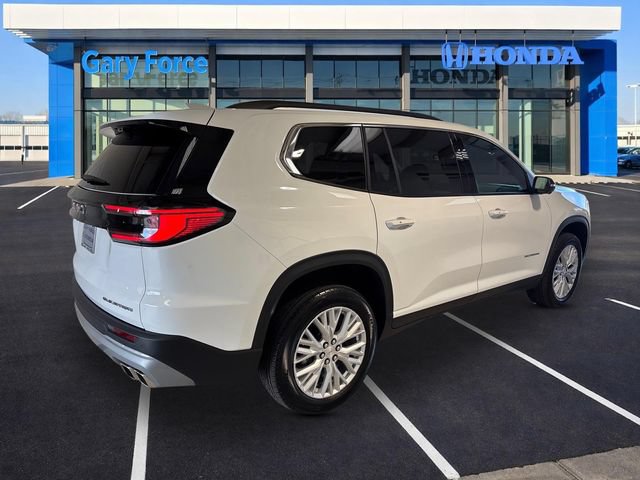 Used 2026 GMC Acadia Elevation w/ Elevation Premium Package FWD image 2