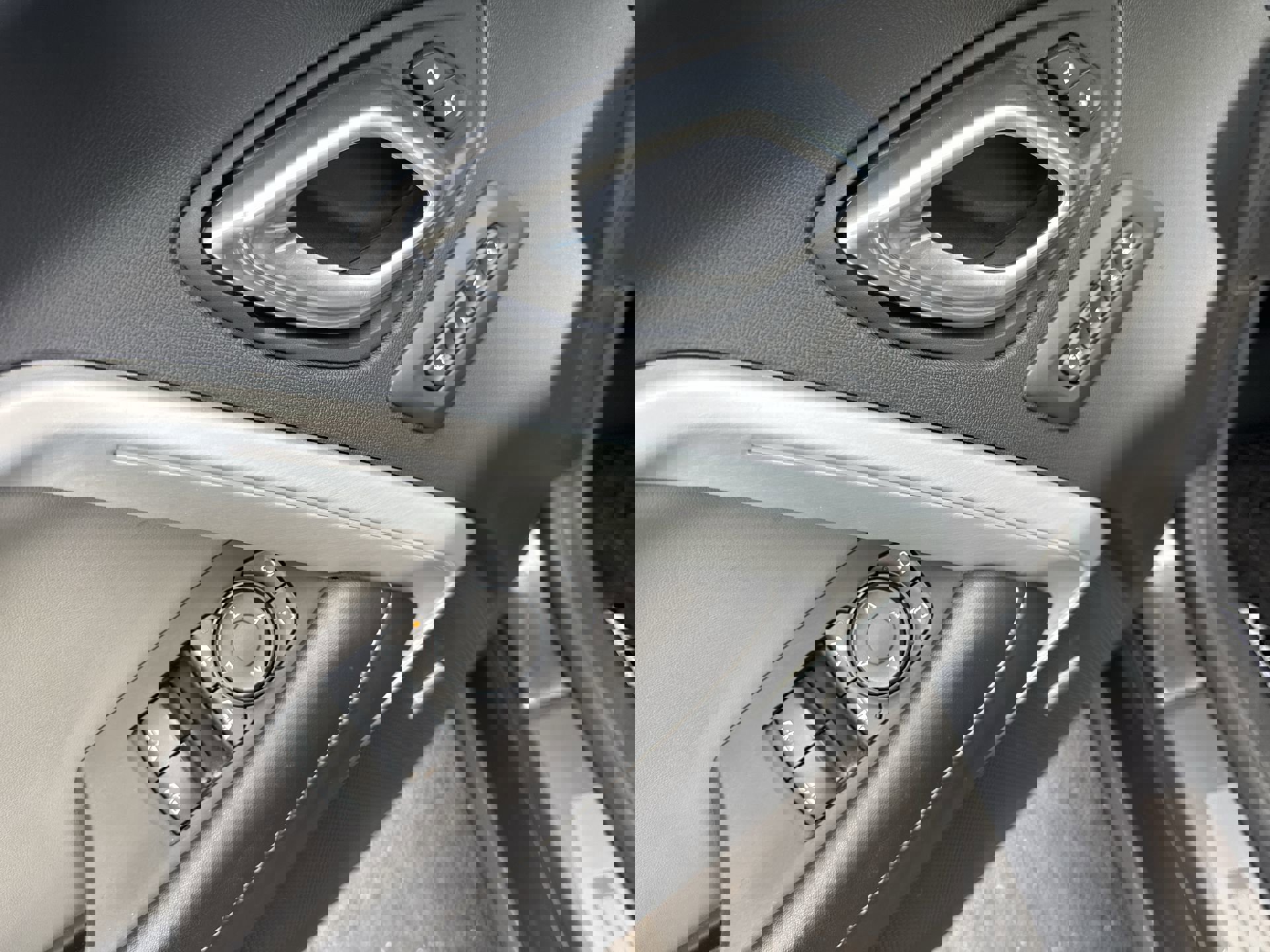 Used 2018 Chevrolet Camaro SS image 12