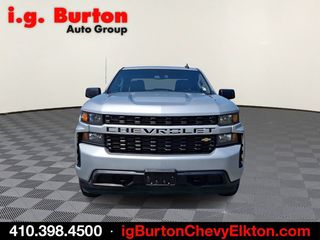 Certified 2020 Chevrolet Silverado 1500 Custom w/ Custom Value Package AWD/4WD image 2