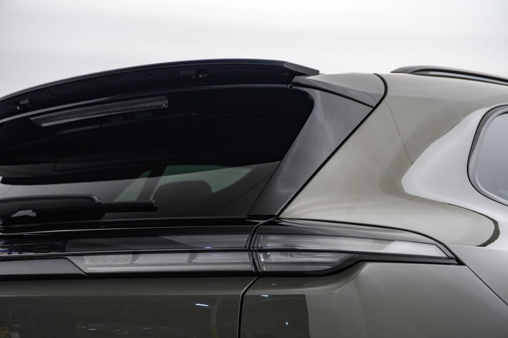 New 2026 Porsche Cayenne S AWD/4WD image 12