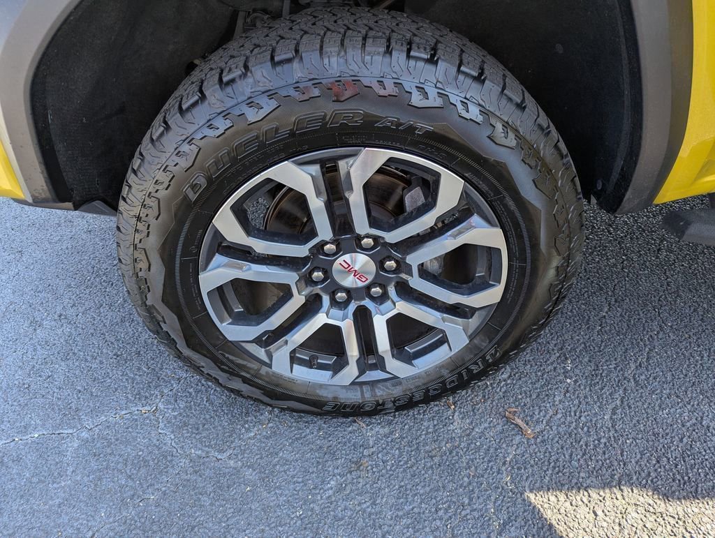 Used 2023 GMC Canyon AT4 image 27