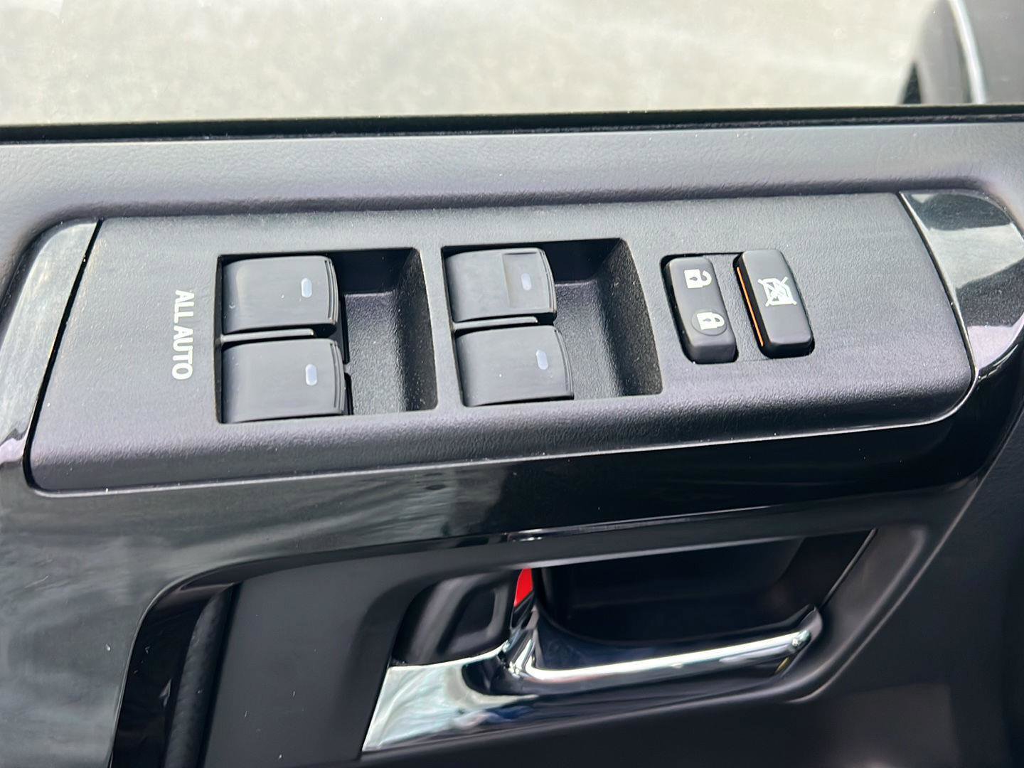 Certified 2022 Toyota 4Runner TRD Off-Road Premium w/ Moonroof Package image 35