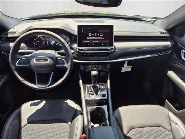 New 2026 Jeep Compass Latitude AWD/4WD image 14