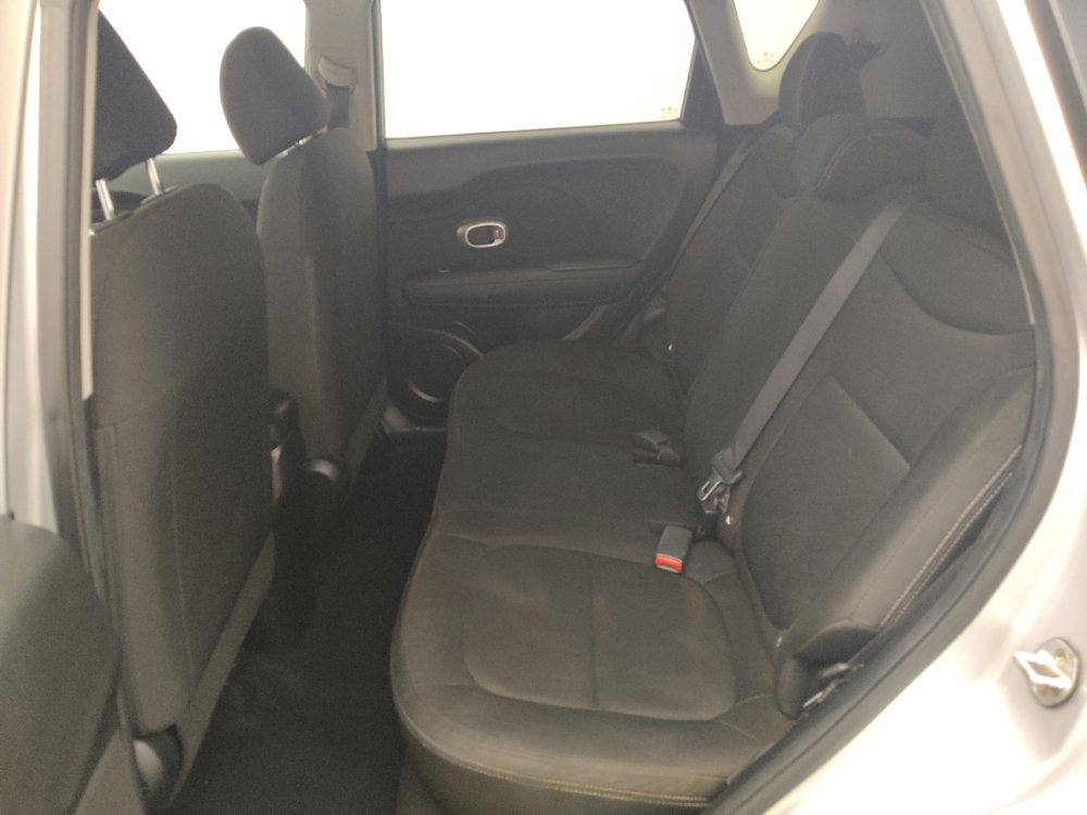 Used 2018 Kia Soul FWD image 18