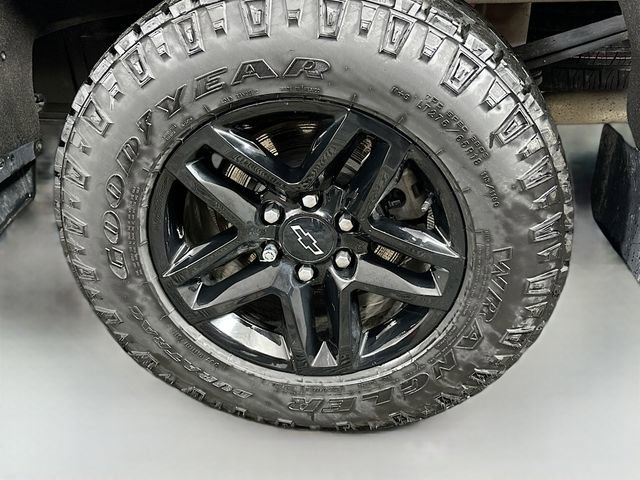 Used 2023 Chevrolet Silverado 1500 LT Trail Boss w/ Protection Package AWD/4WD image 30
