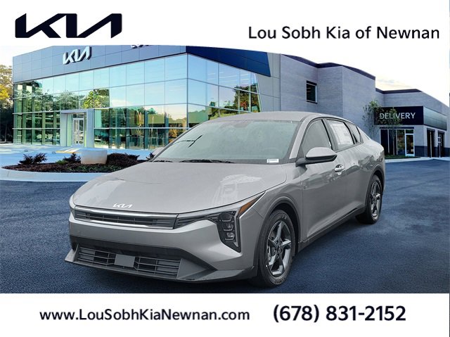 New 2025 Kia K4 LXS image 1