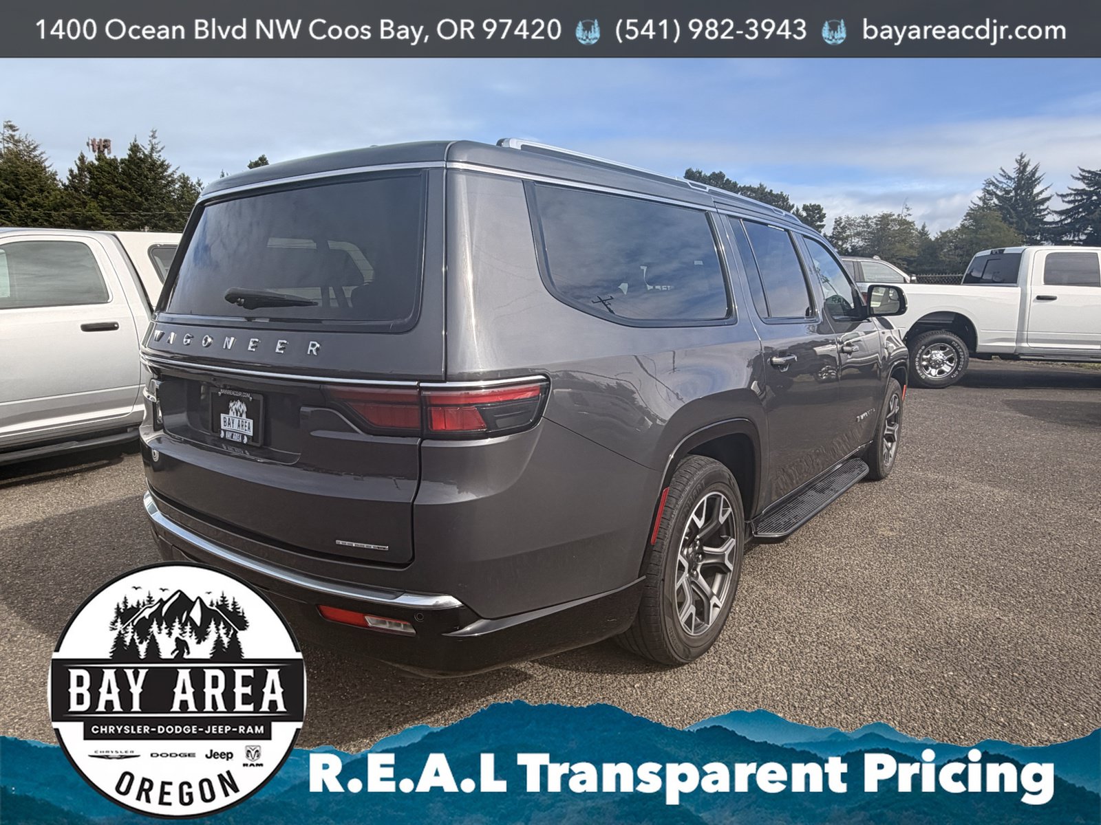 Used 2024 Jeep Wagoneer L Series III w/ Flexible Seating Group AWD/4WD image 5