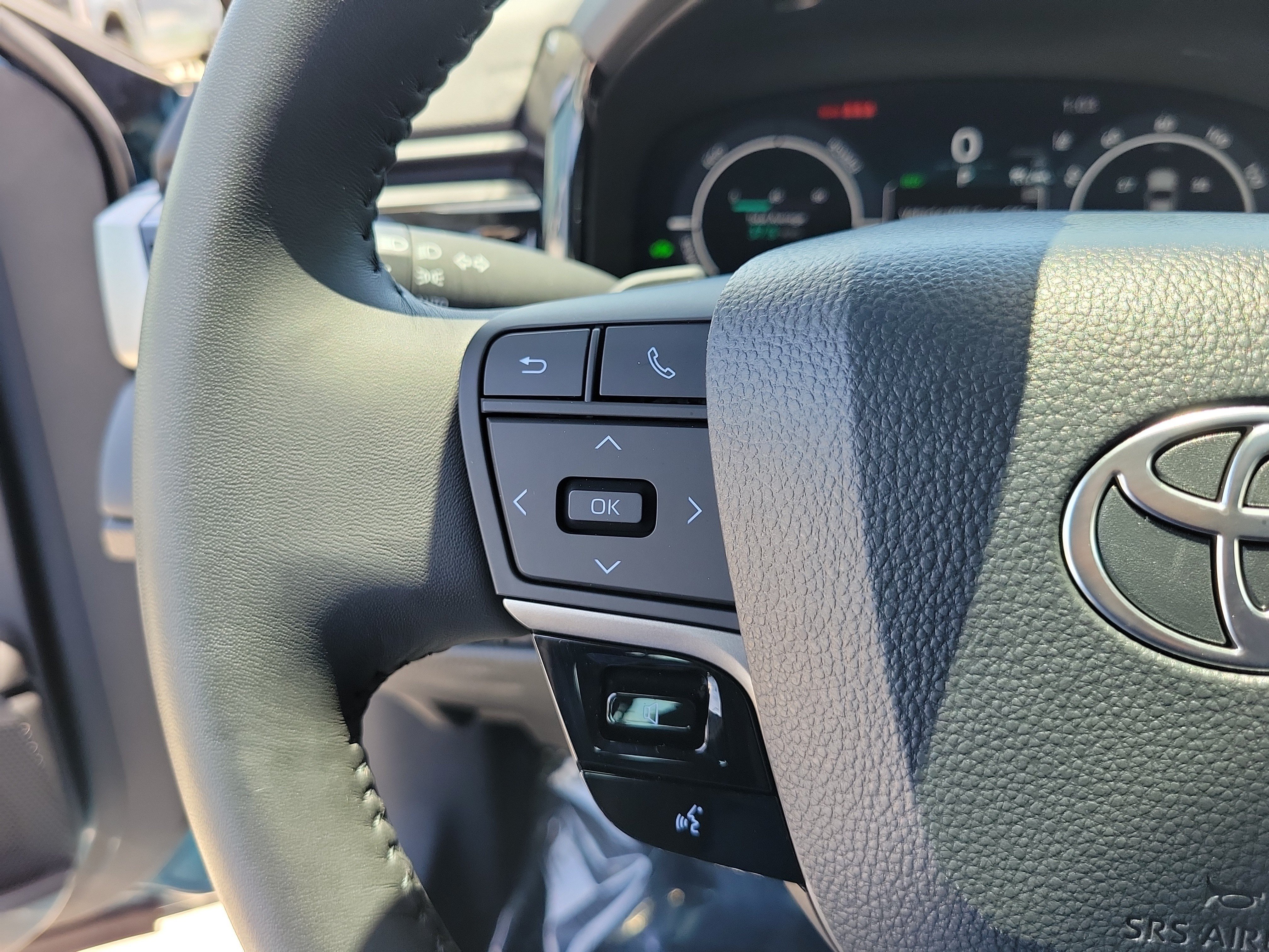 Used 2025 Toyota Camry XSE FWD image 27