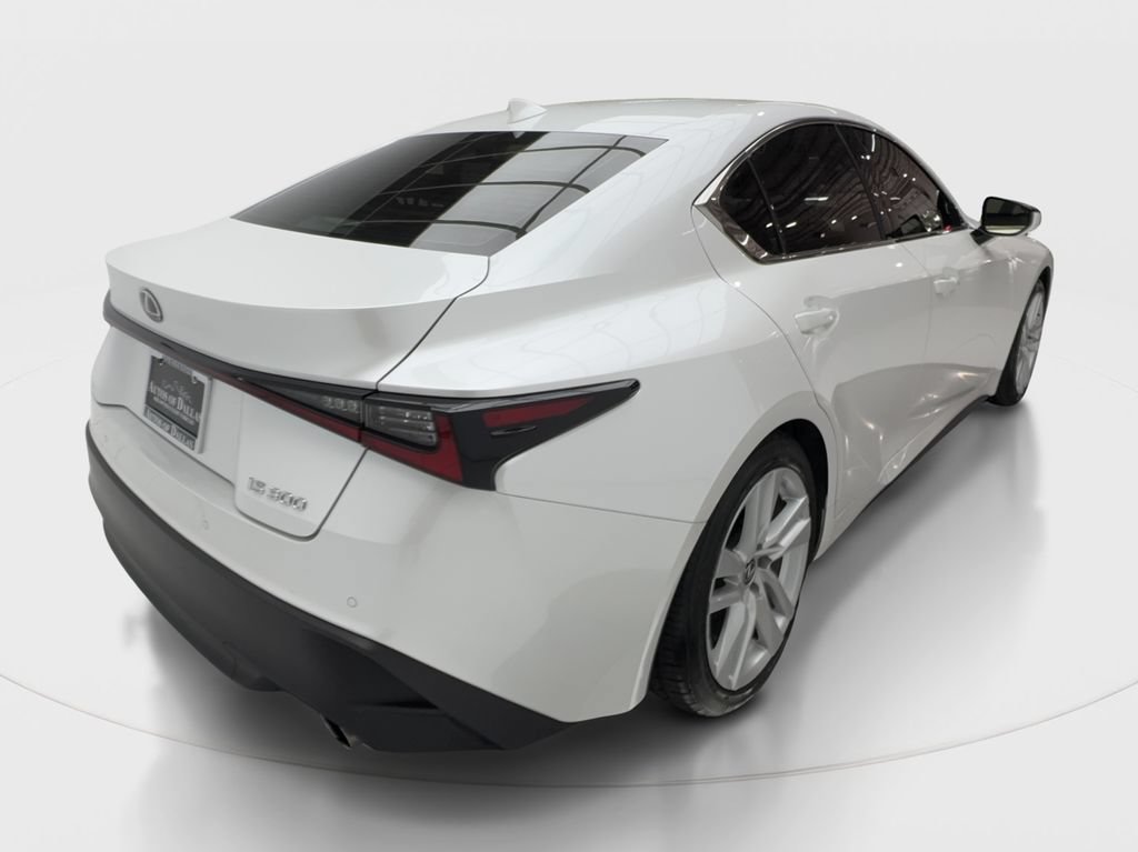 Used 2023 Lexus IS 300 w/ Comfort Package RWD image 7