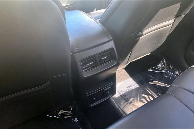 Used 2023 Ford Edge SEL w/ Convenience Package AWD/4WD image 32