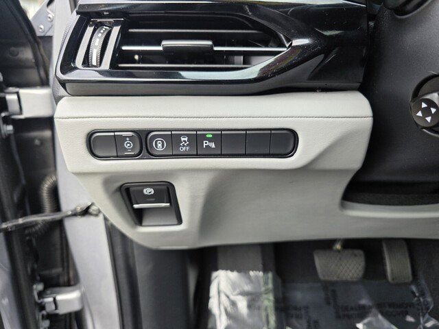 Used 2023 Acura MDX FWD w/ Technology Package image 28