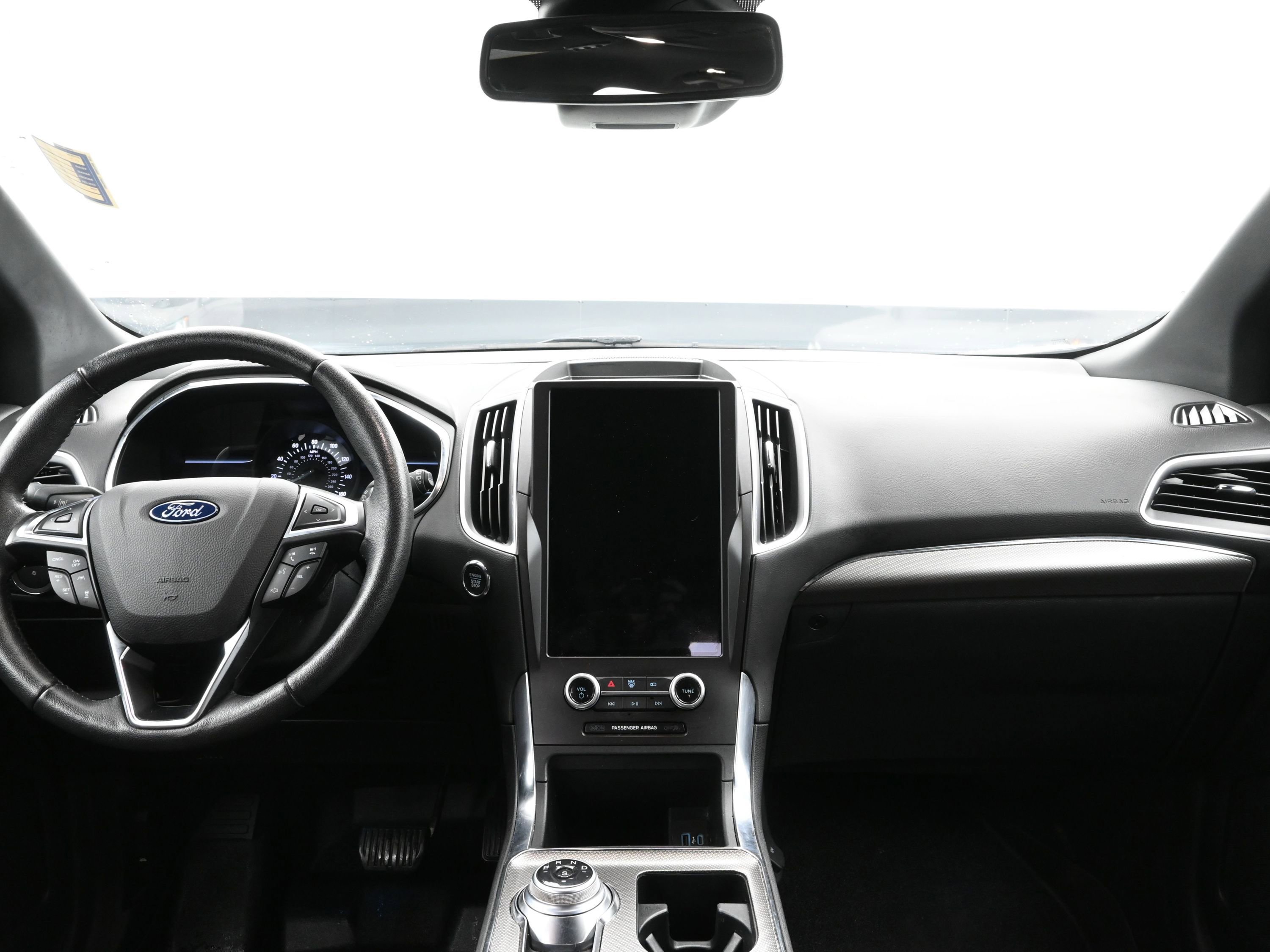 Used 2021 Ford Edge Titanium w/ Equipment Group 301A image 20