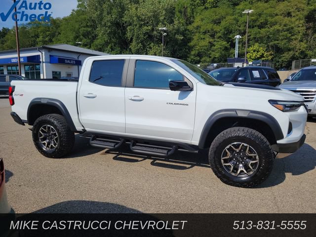 Used 2024 Chevrolet Colorado ZR2 w/ Technology Package AWD/4WD image 6