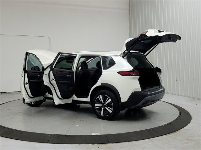 Used 2023 Nissan Rogue SL w/ SL Premium Package image 13