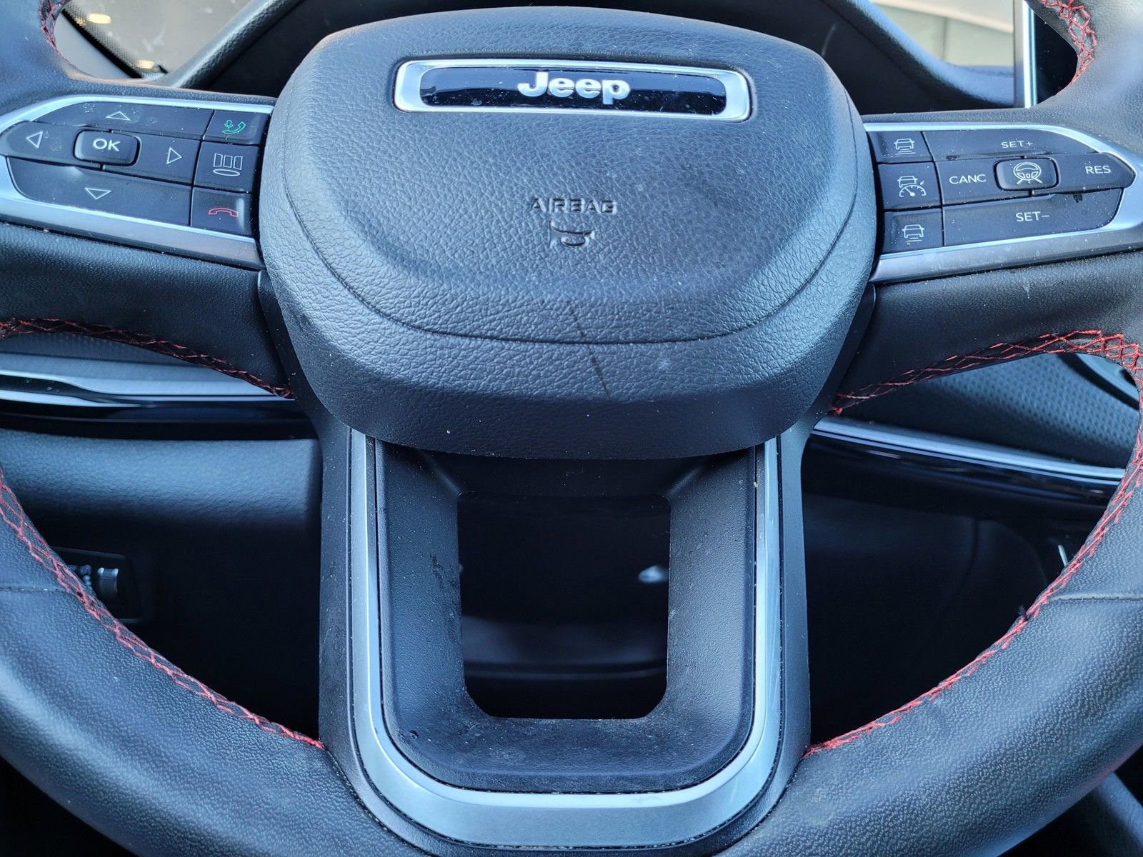 Used 2023 Jeep Compass Trailhawk w/ Trailhawk Elite Group image 32