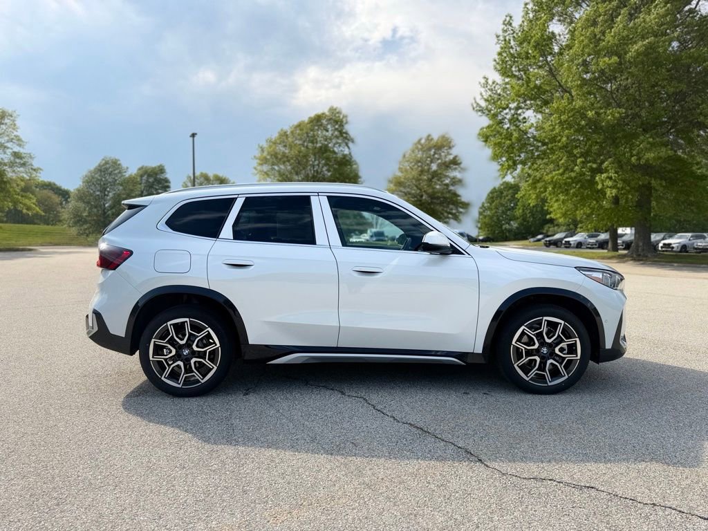 New 2026 BMW X1 xDrive28i AWD/4WD image 7