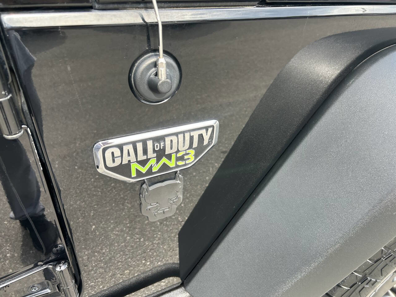 Used 2012 Jeep Wrangler Unlimited Rubicon image 18