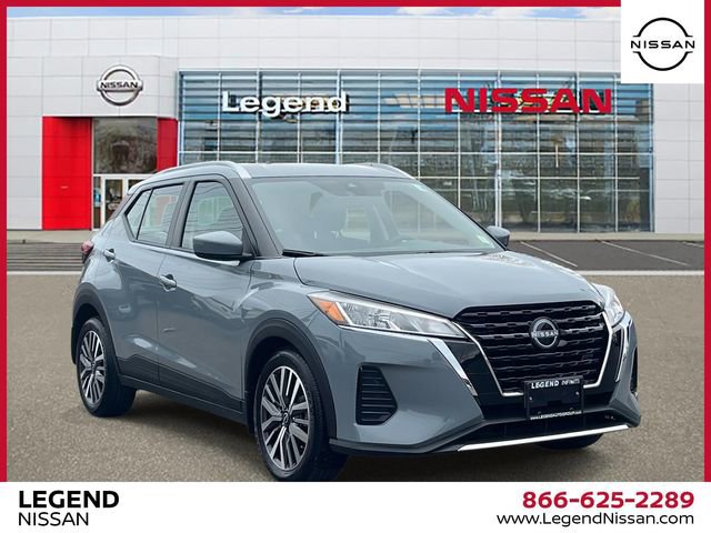 Used 2024 Nissan Kicks SV image 1
