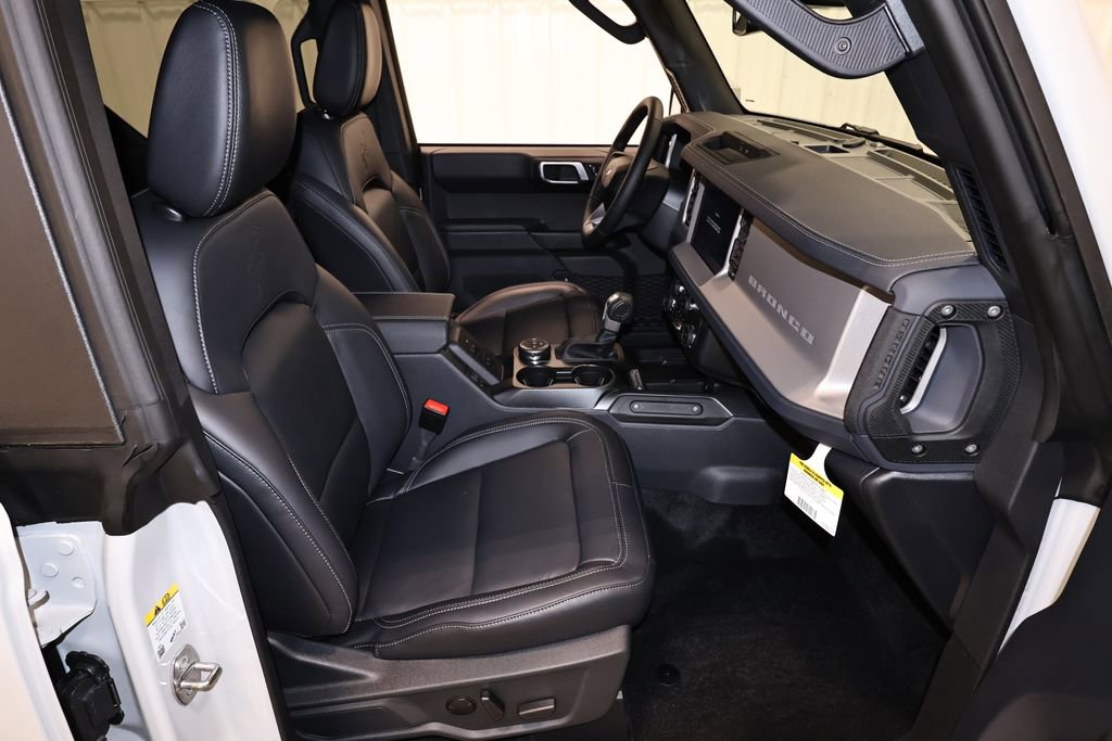 New 2026 Ford Bronco Outer Banks AWD/4WD image 15