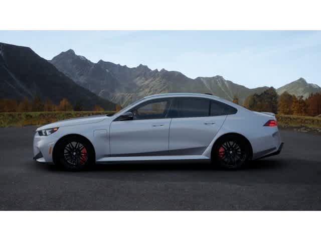 New 2027 BMW M5 w/ Carbon Package AWD/4WD image 4