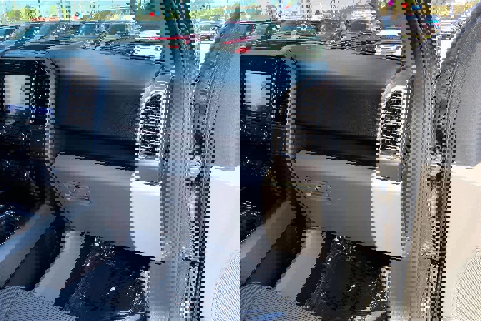 Certified 2019 Ford F150 XLT w/ Trailer Tow Package image 18