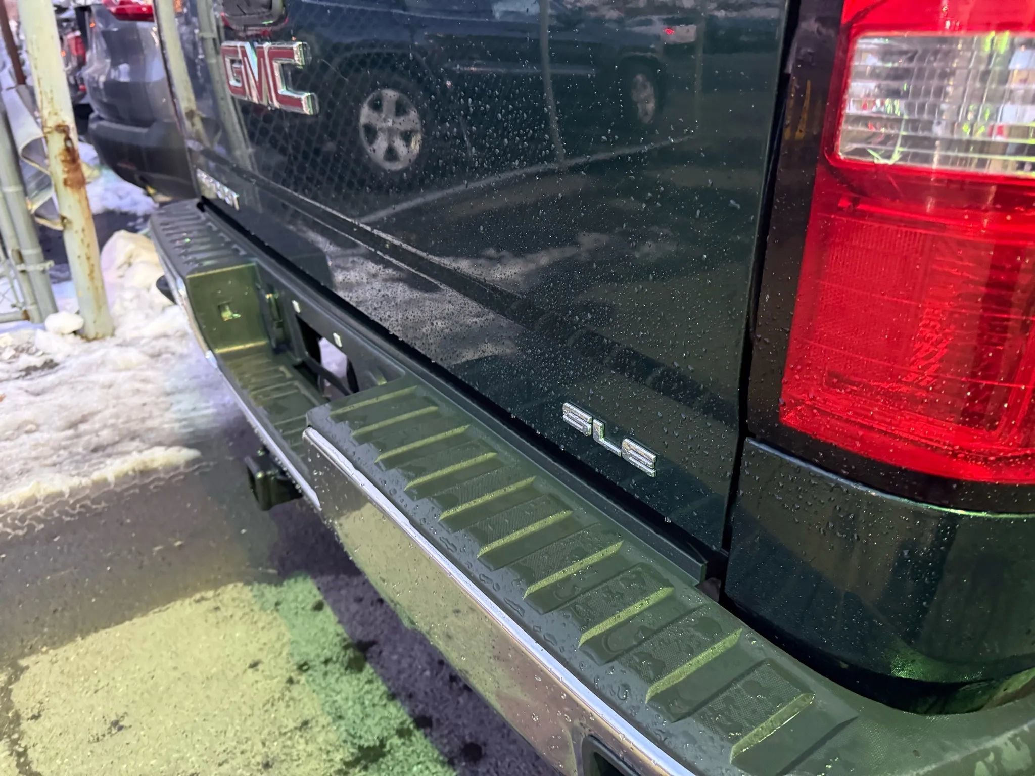 Used 2015 GMC Sierra 1500 SLE w/ SLE Value Package AWD/4WD image 10