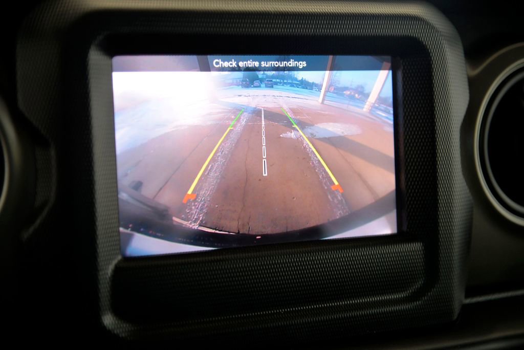 Used 2021 Jeep Wrangler Unlimited Sport image 20