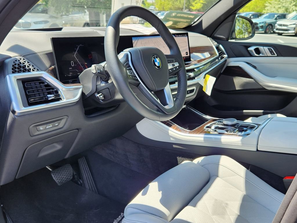Used 2026 BMW X5 xDrive40i AWD/4WD image 7