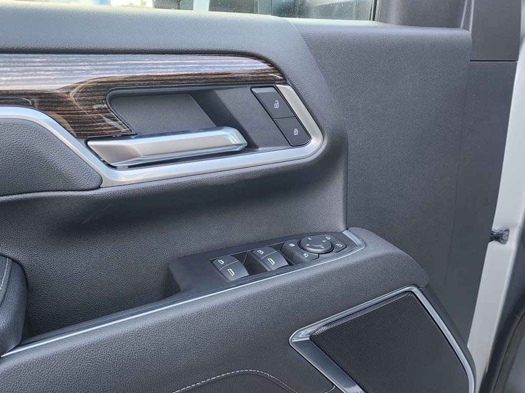 New 2026 GMC Sierra 2500 SLE image 16