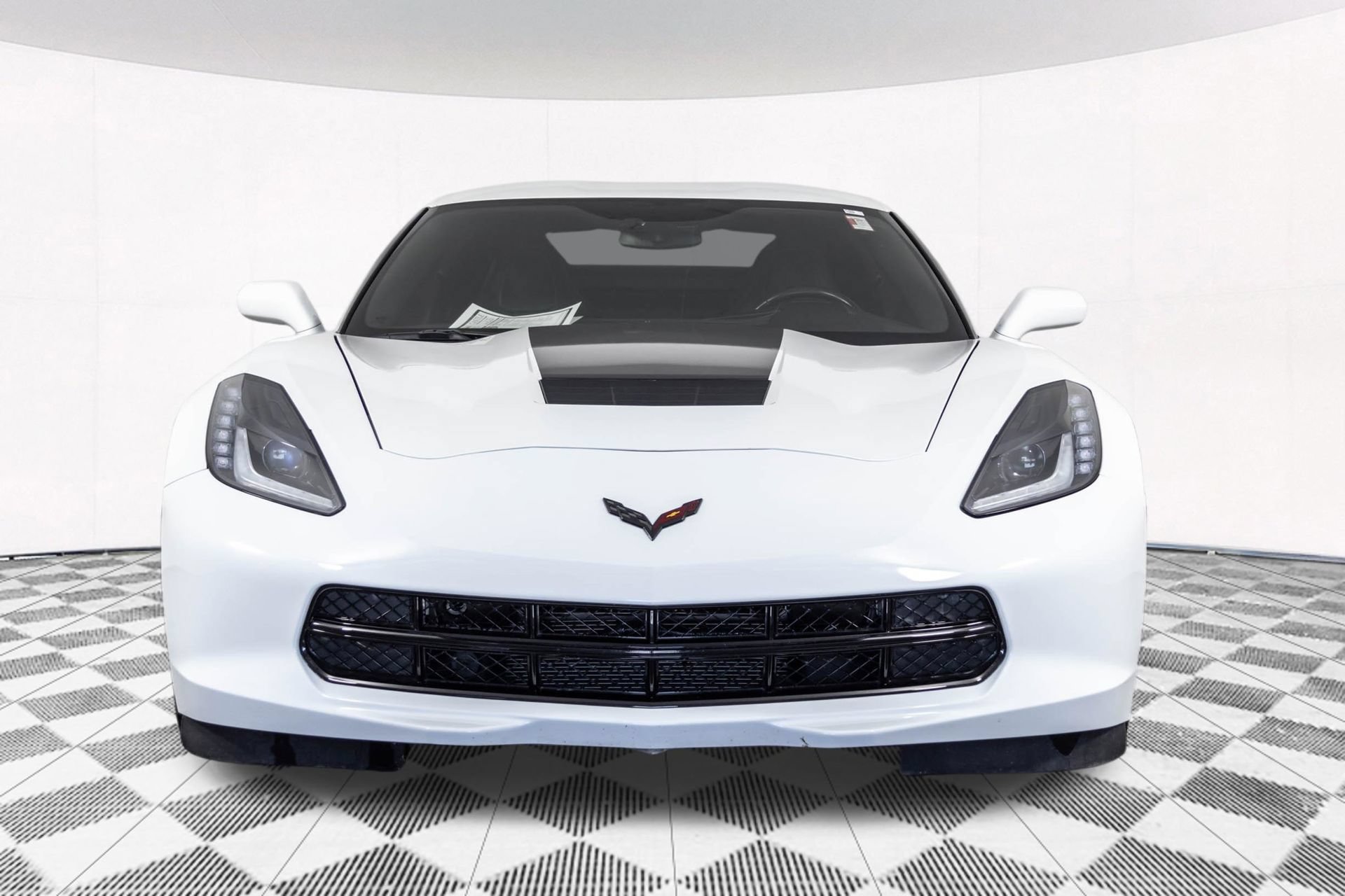 Used 2019 Chevrolet Corvette Stingray Coupe w/ Battery Protection Package RWD image 11