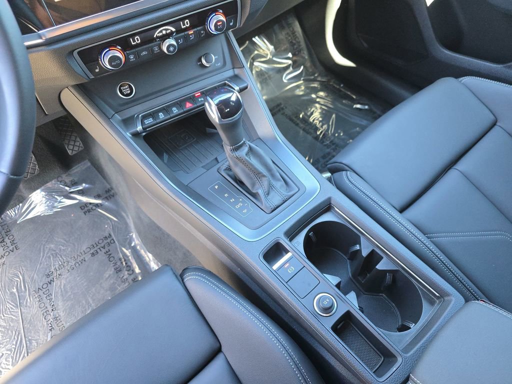 Certified 2025 Audi Q3 2.0T Premium w/ Convenience Package image 28