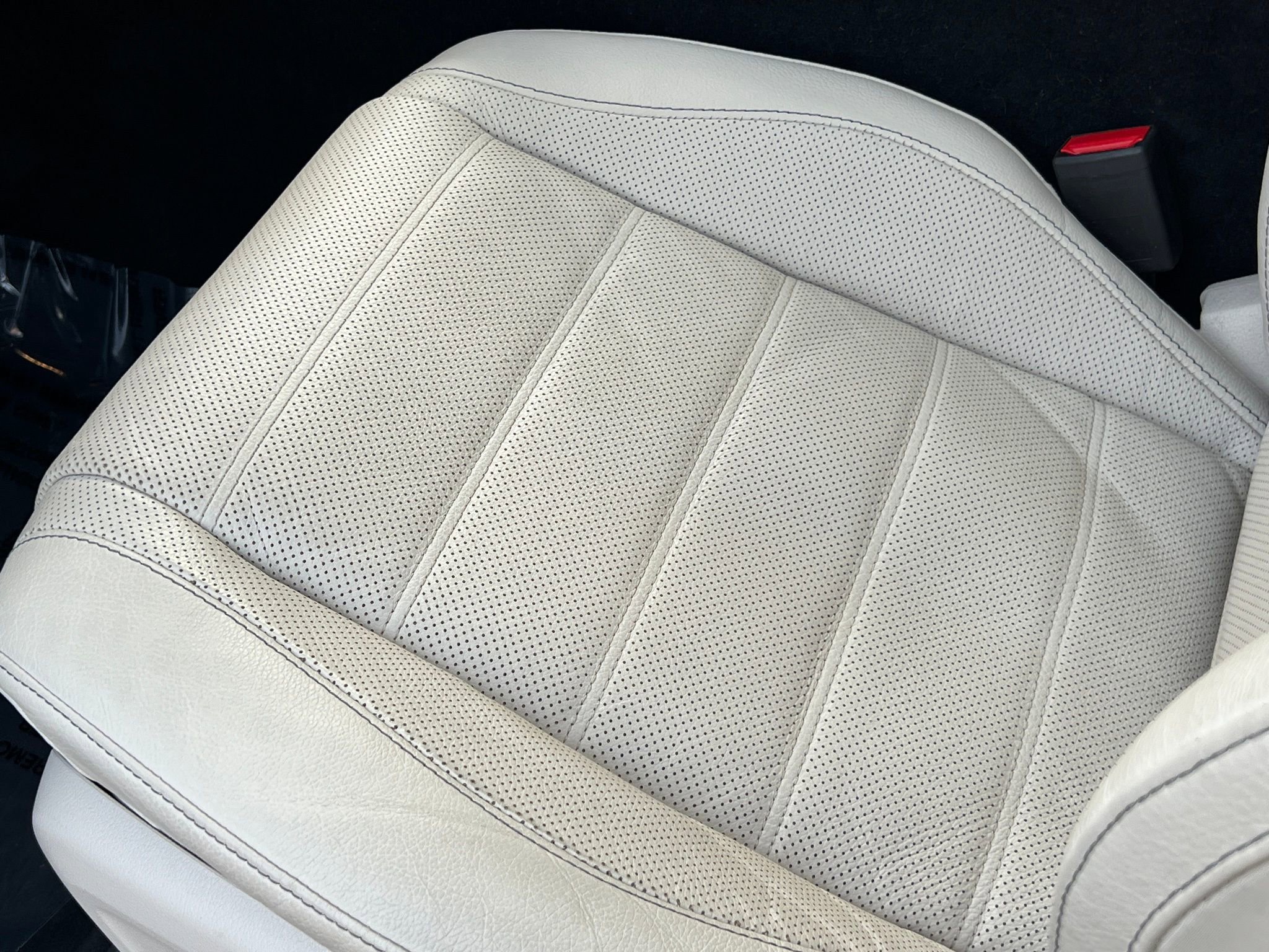 Used 2023 Mercedes-Benz GLS 580 4MATIC image 36