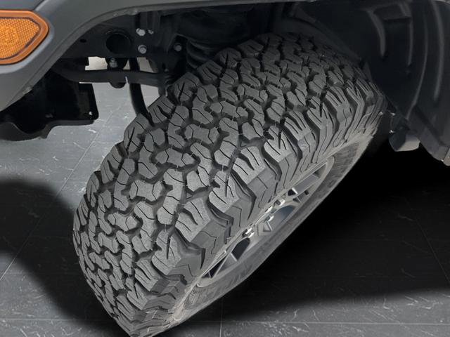 Used 2024 Jeep Wrangler Unlimited image 35