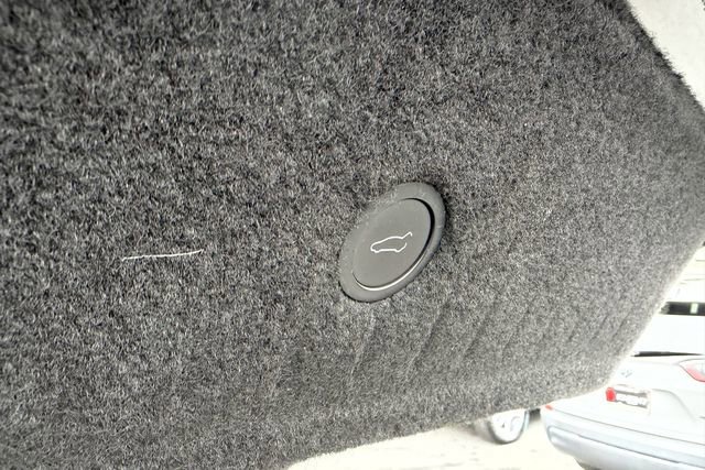 Used 2022 Tesla Model S image 25