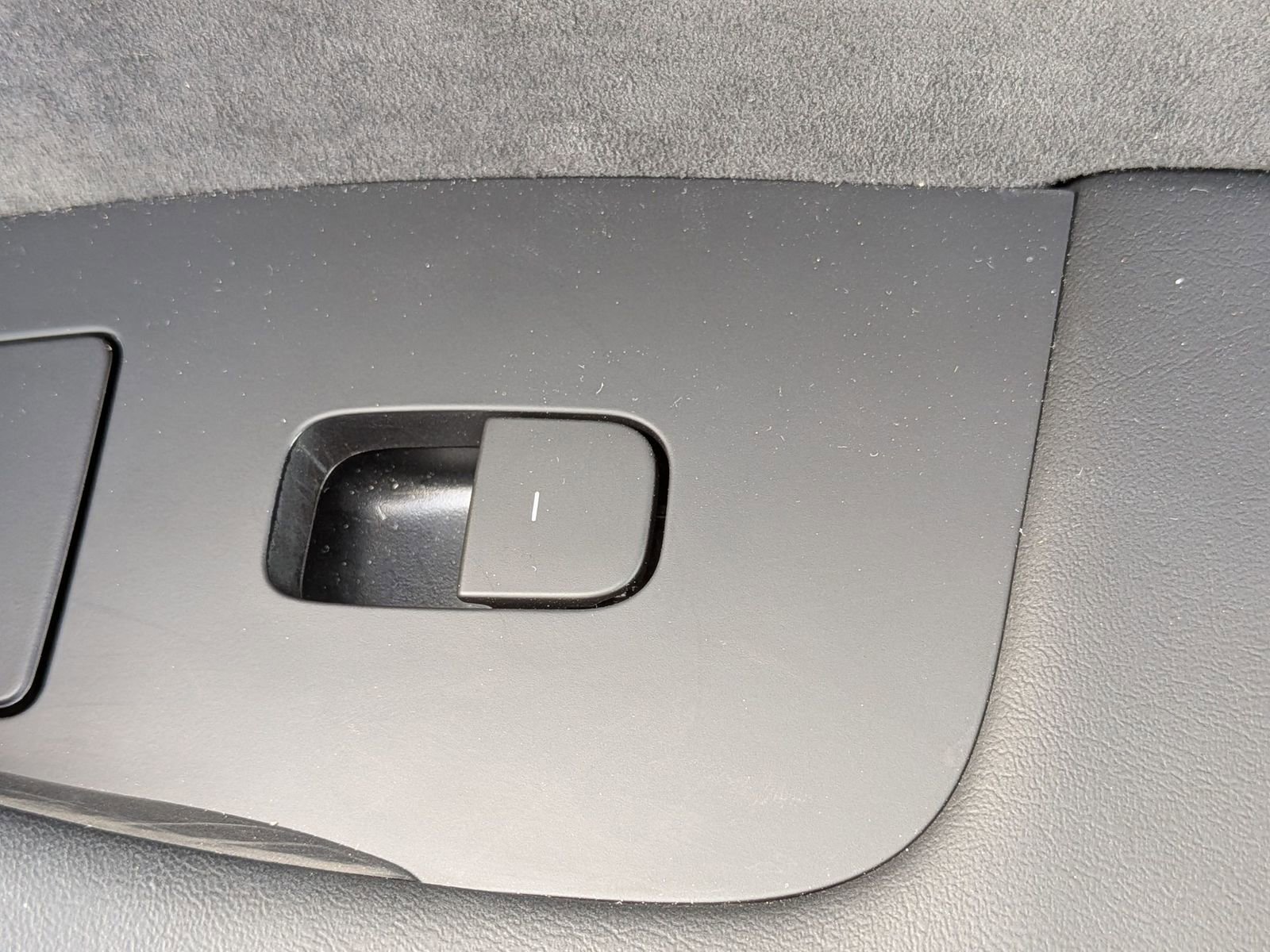 Used 2023 Tesla Model Y Long Range image 36