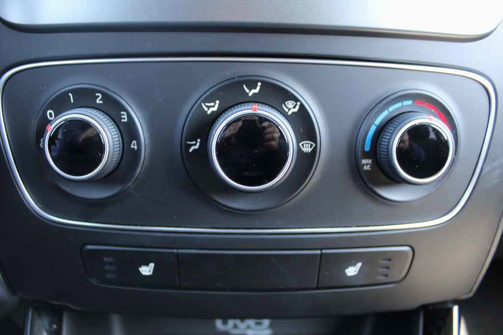 Used 2014 Kia Sorento LX image 21