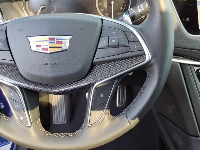Certified 2025 Cadillac XT5 Sportv AWD/4WD image 37