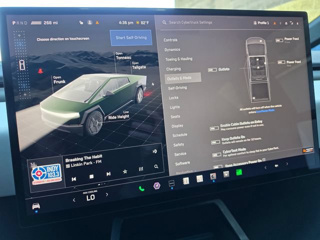 Used 2024 Tesla Cybertruck Cyberbeast AWD/4WD image 39